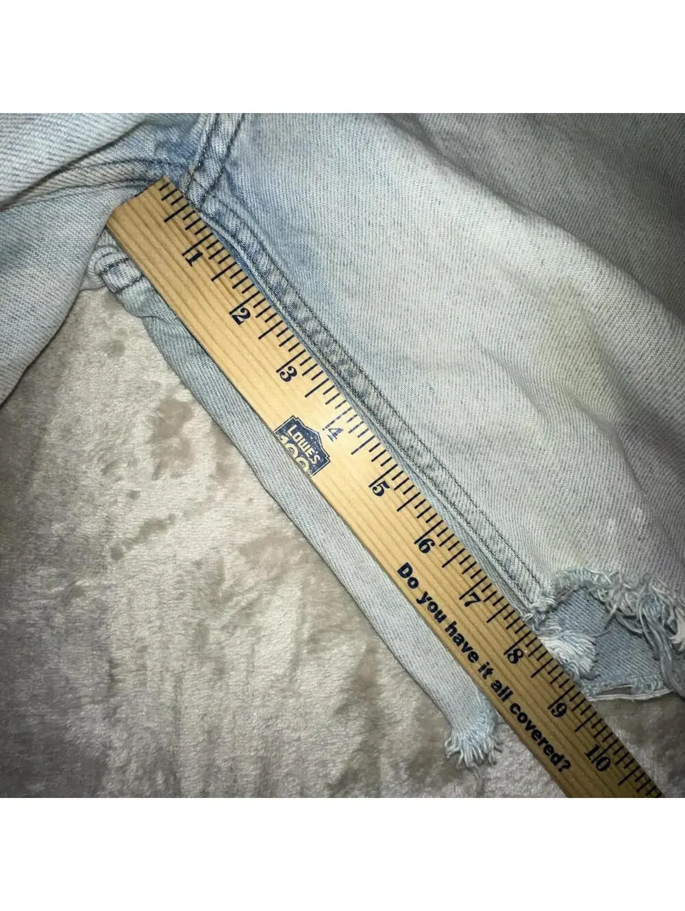 H&M Men’s Loose Ample Light Wash Distressed Cutoff Denim Jean Shorts Sz 32